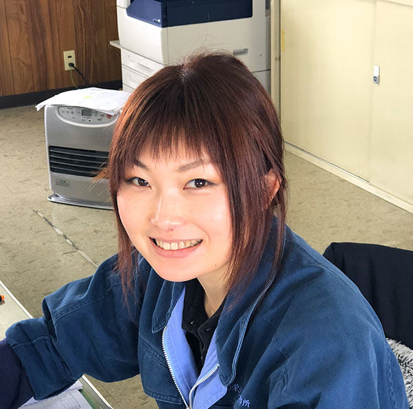 女性社員